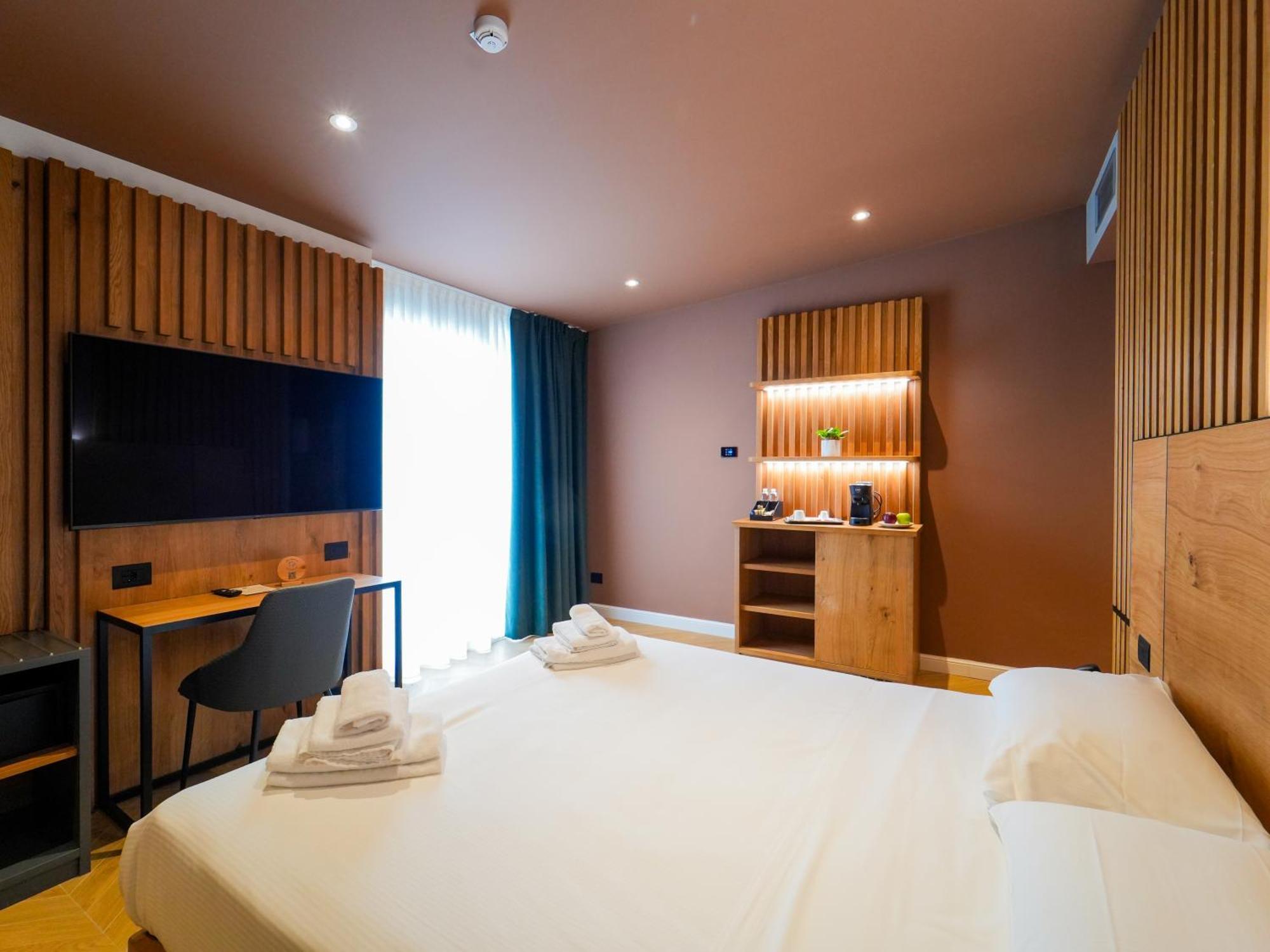 Hotel Arya By Mauro ซีร์มิโอเน ภายนอก รูปภาพ